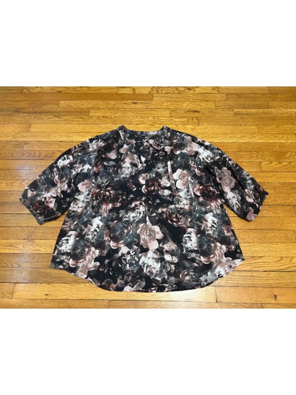 Torrid Womens Floral Blouse Size 4 4X Black Pink 3/4 Sleeve Lightweight Shirt